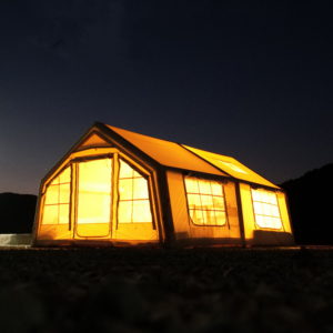 Tendë Kampingu Inflatable Familjare 17.2 m² – Chanodug FX-2138 (Beige)