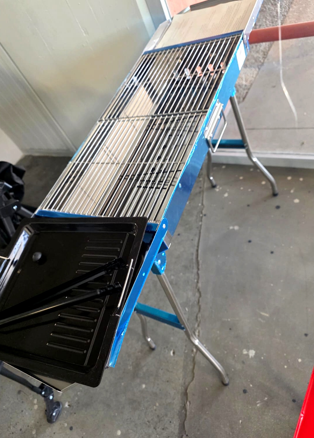 grill_clean_web Zgare me qymir barbekju BBQ Grill portativ