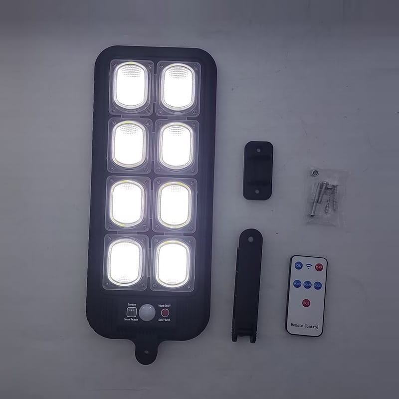 Ndriçues LED Solar me Sensor Lëvizjeje dhe Telekomandë – Jx-200 LED thumbnail 2