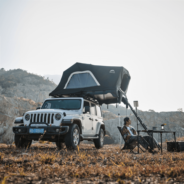 Wild Land Voyager Pro 250 – Rooftop Tent (Family Size 4-5 Persona)